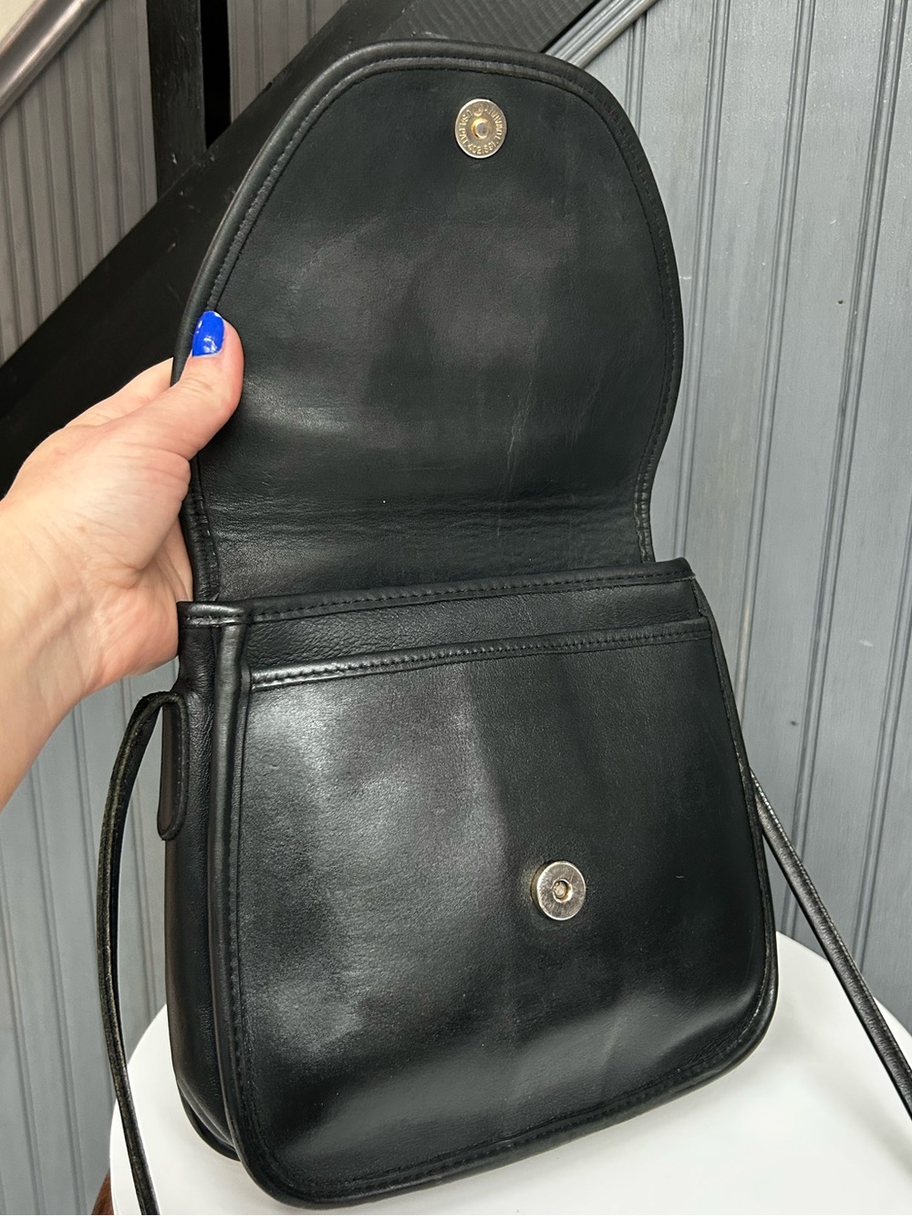 Vintage Coach Lindsay Bag 9888 Black Leather Crossbody Flap Bag - Picture 6 of 15